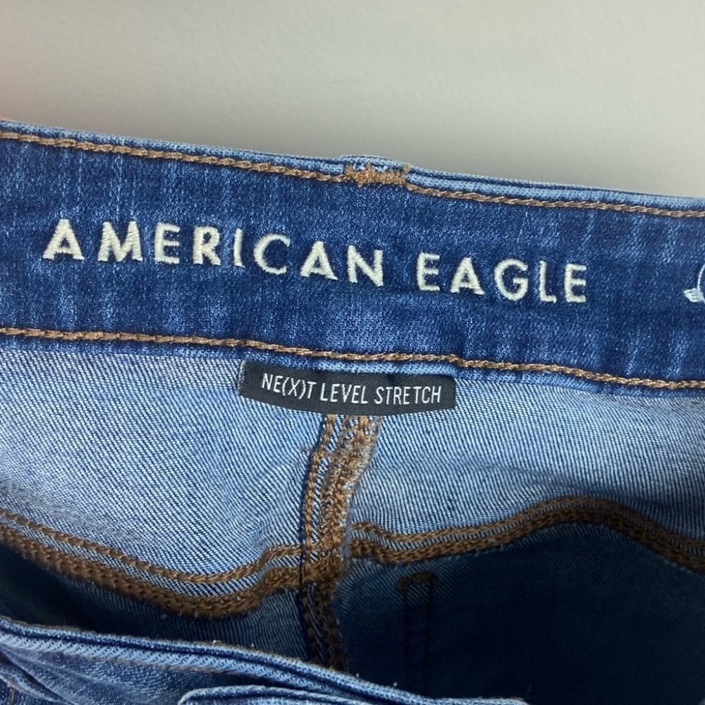 American Eagle Hi-Rise Distressed Jeggings Size 4 X-Short Stretch Denim Jean - Picture 9 of 12